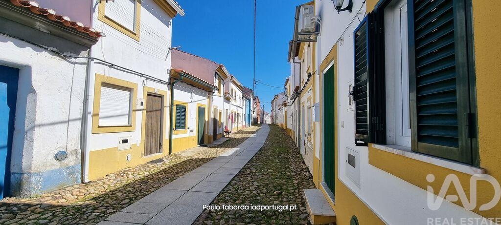 House in Montalvao - view 1