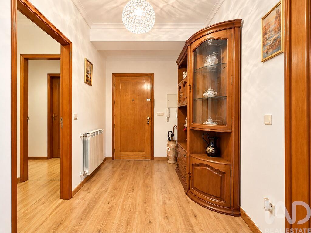Apartment in Santa Maria Maior - view 1