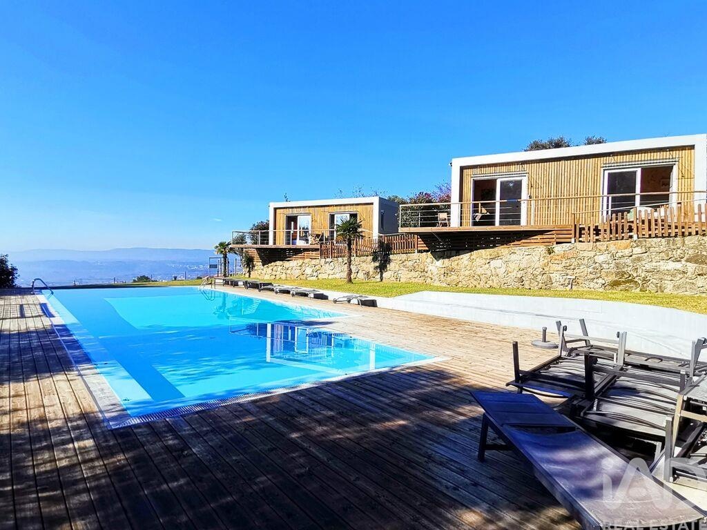 House in Mondim de Baixo - view 1