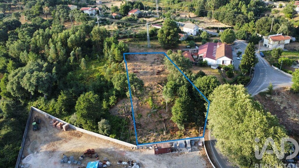 Land in Castanheira de Pera - Image 2