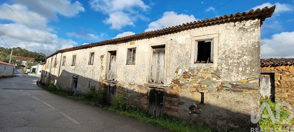 House in Graca - Image 3