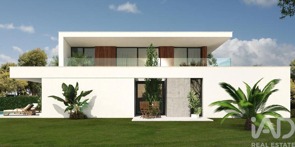 House in Caldas da Rainha - Image 4