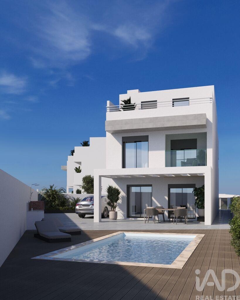 House in Vila Real de Santo Antonio - Image 2