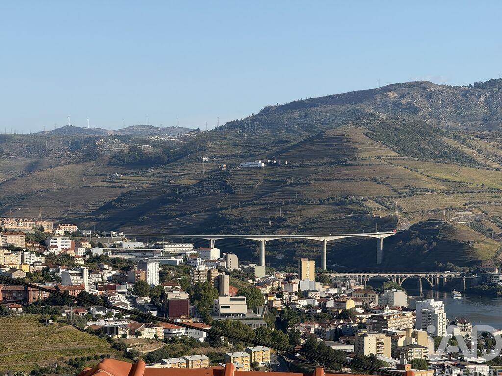 Land in Peso da Regua - view 1