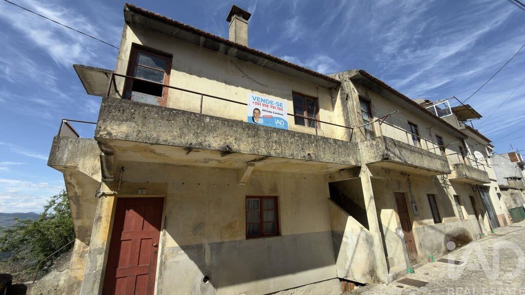 House in Tabuaco - Image 2