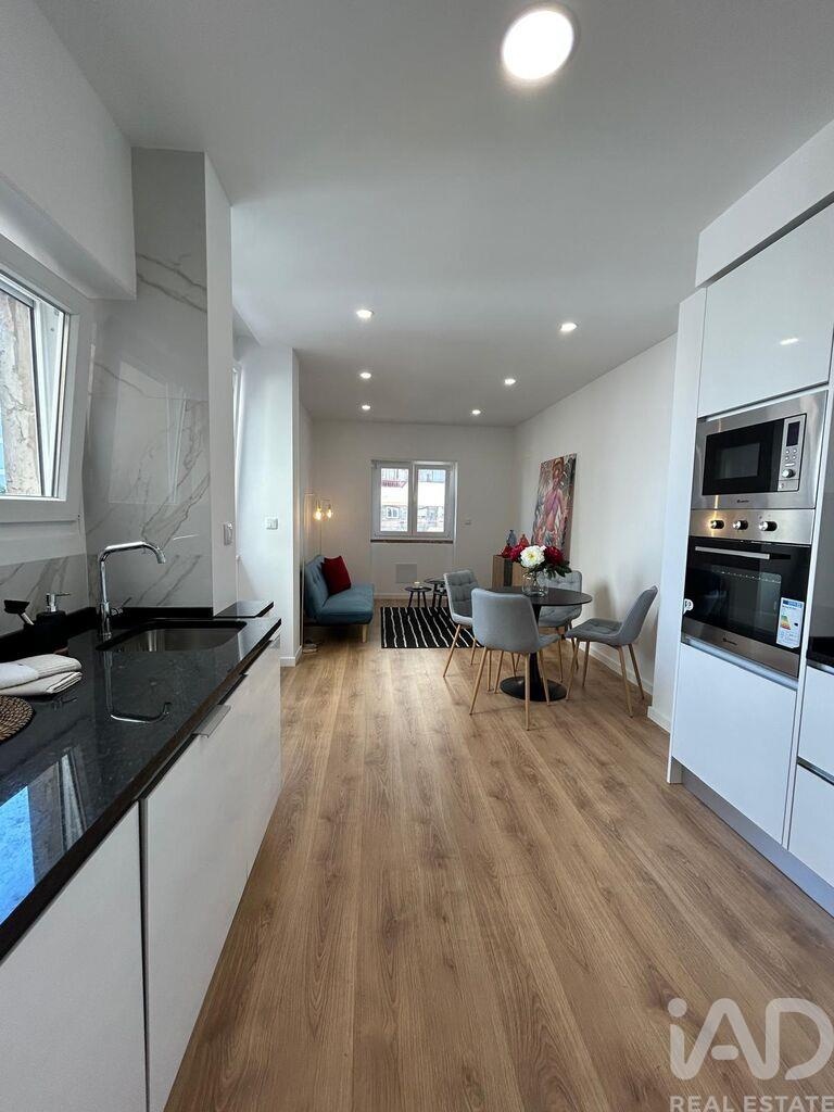 Apartment in Benfica - view 1