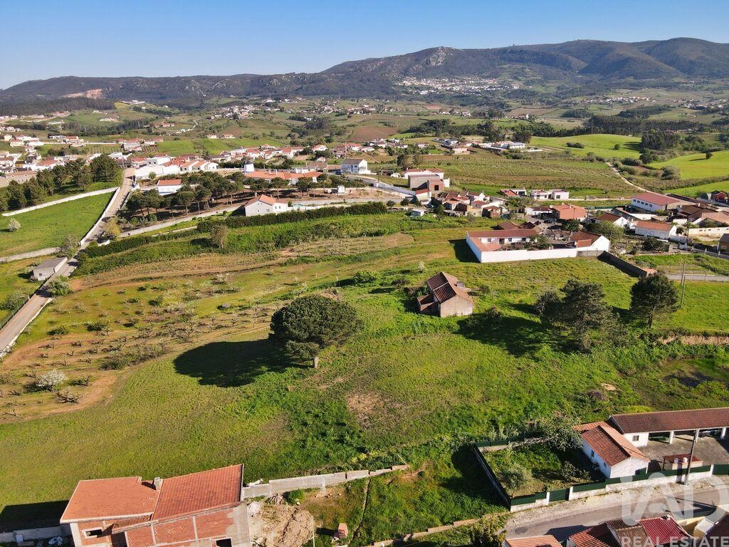 House in Valbom - Image 4