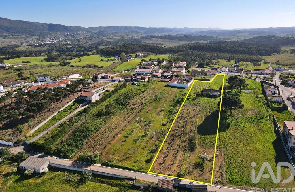 House in Valbom - Image 3