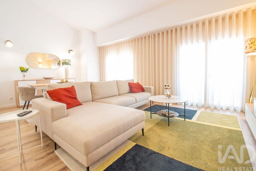 Apartment in Bombarral - Image 3