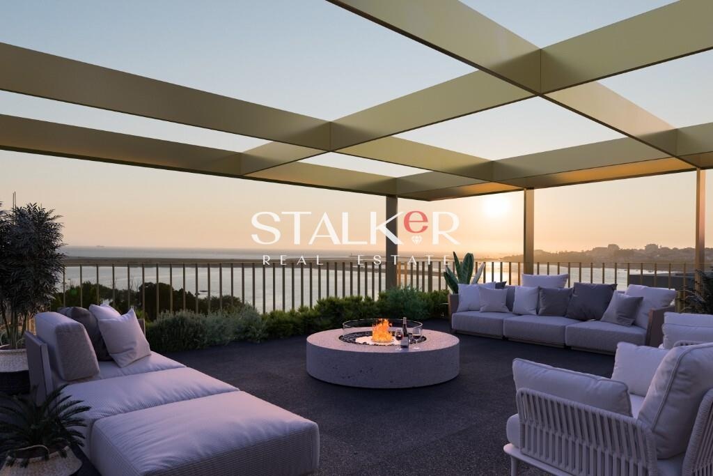 T4 com excelente terraço