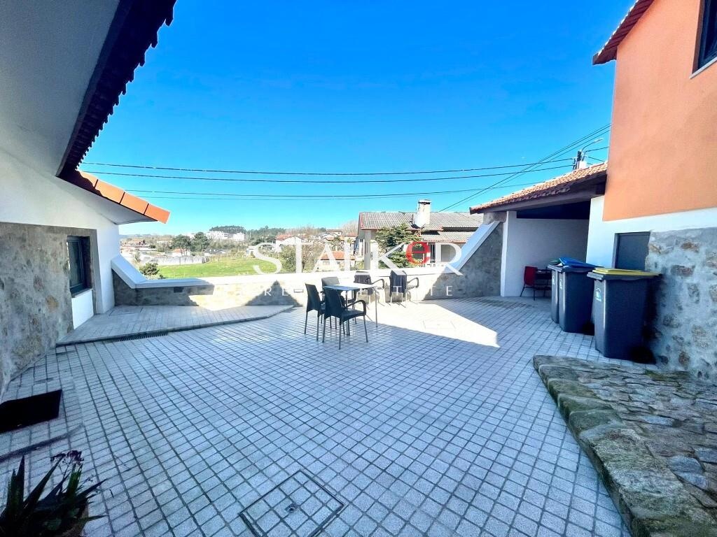 Conjunto de 3 Moradias T1, T1+1 e T2