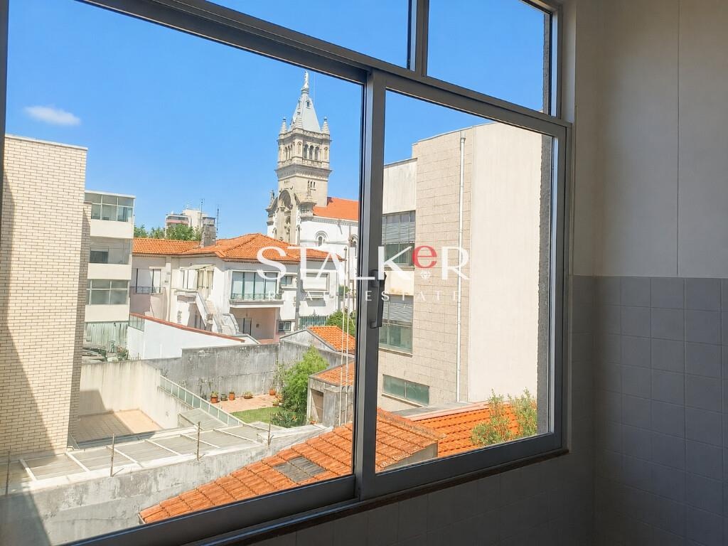 APARTAMENTO T2-CENTRO ESPINHO-PRAIA