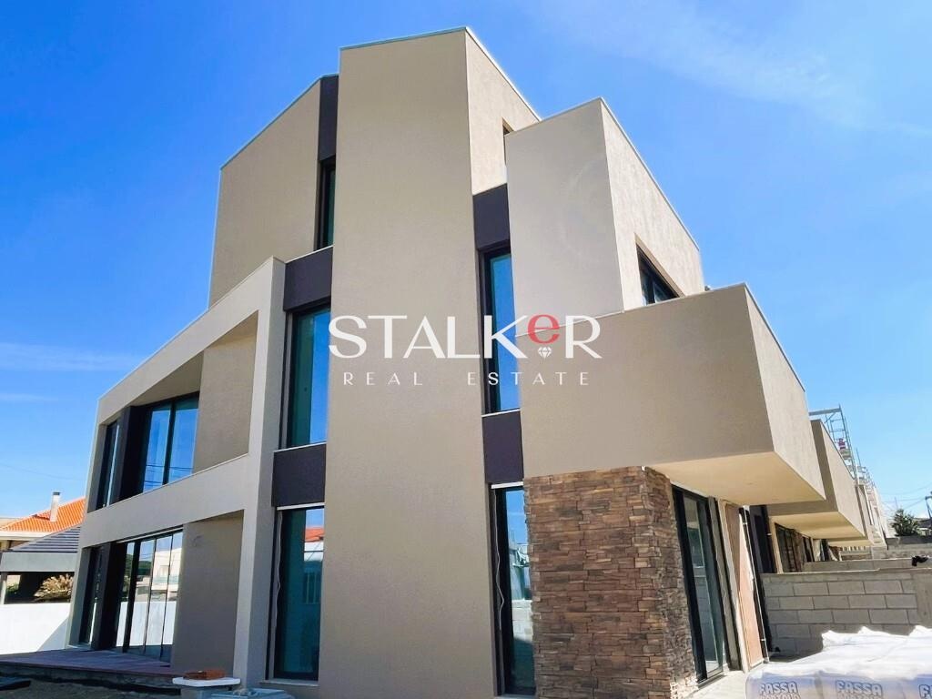 Moradia T3 C/ Elevador - São Félix da Marinha - Praias