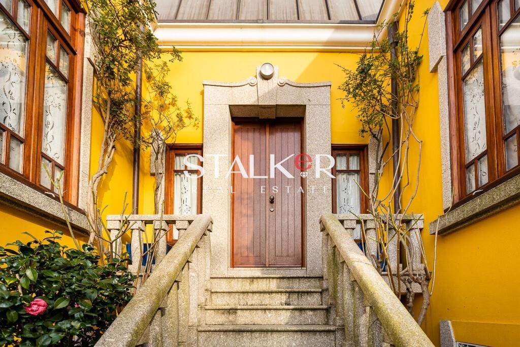 MORADIA T4 ESPINHO - PRAIA