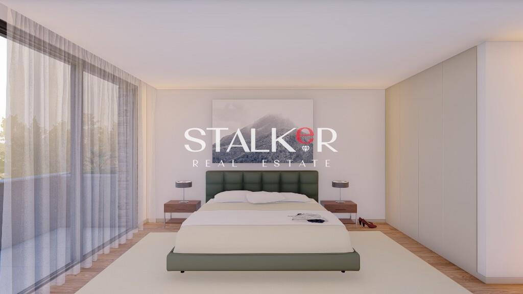 MORADIA T3 DE LUXO EM SÃO FÉLIX DA MARINHA – CONFORTO, DESIGN MODERNO E LOCALIZAÇÃO PRIVILEGIADA!