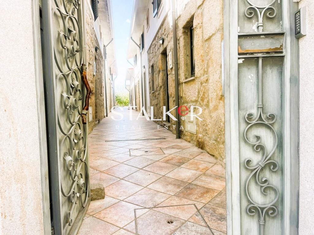 PRÉDIO MISTO COM AL - CENTRO DO PORTO