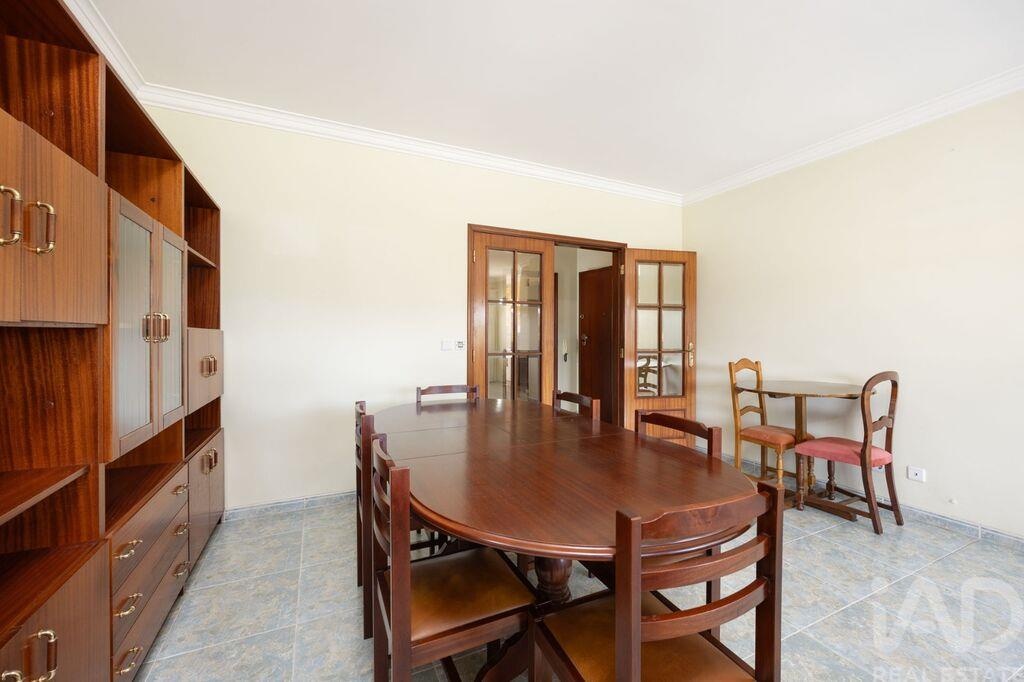Apartment in Sao Simao de Litem - Image 5