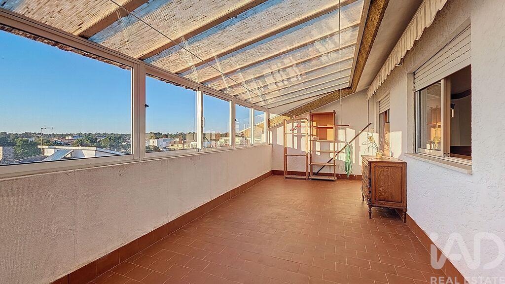 Apartment in Sao Vicente de Pereira Jusa - view 1