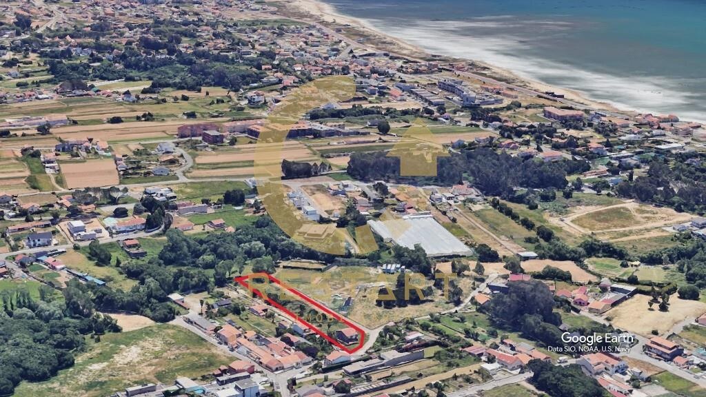 Land for sale in Vila Nova de Gaia, Portugal — €750,000