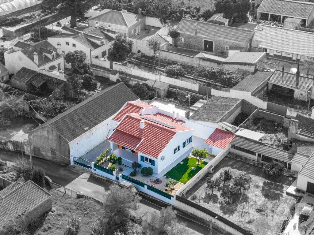 House in Rolica - Image 2