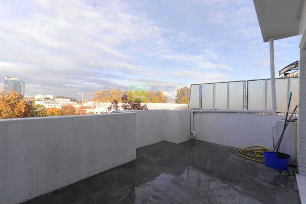 Apartamento_T0_Antas_Porto_terraço - terraço 2