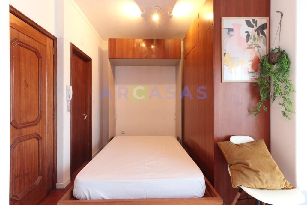 Apartamento_T0_Antas_Porto_terraço - quarto 1