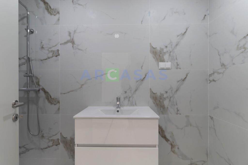 Andar Moradia Alfena com garagem fechada - Suite 1 Piso 1 wc duche