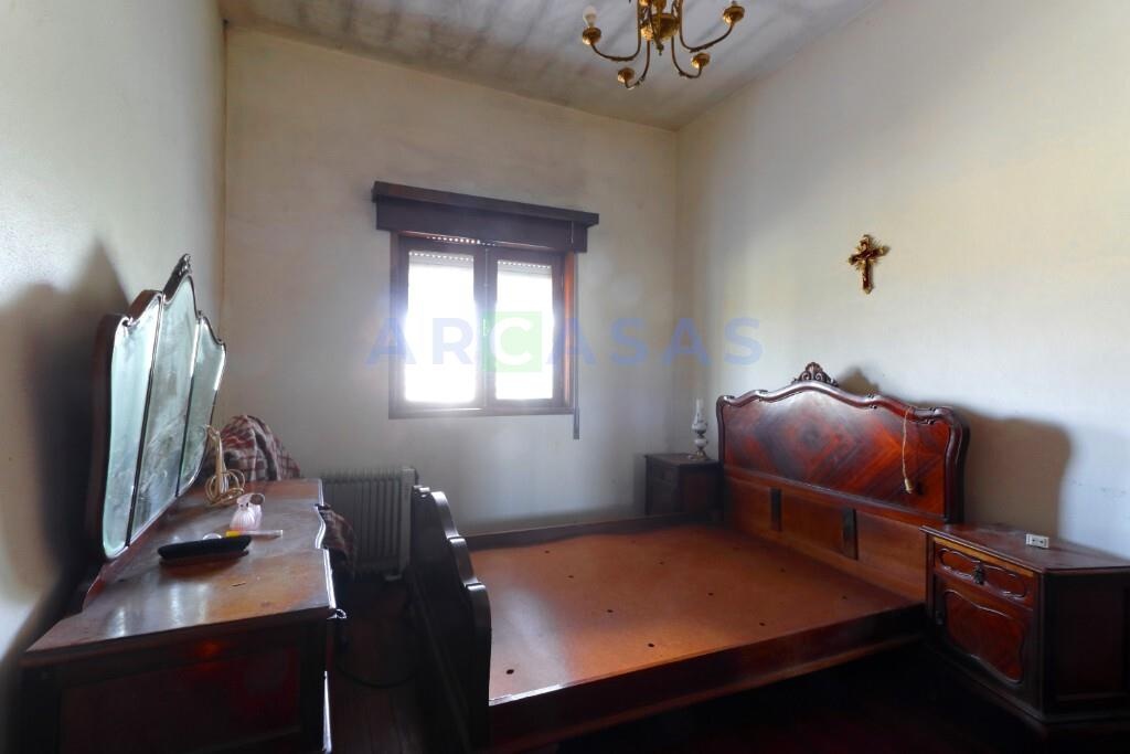 MORADIA V2 LAMELAS_SANTO TIRSO - quarto 1