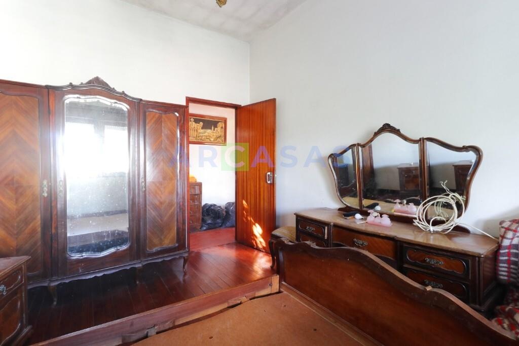 MORADIA V2 LAMELAS_SANTO TIRSO - quarto 1 a