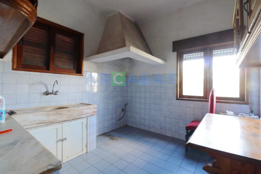 MORADIA V2 LAMELAS_SANTO TIRSO - cozinha