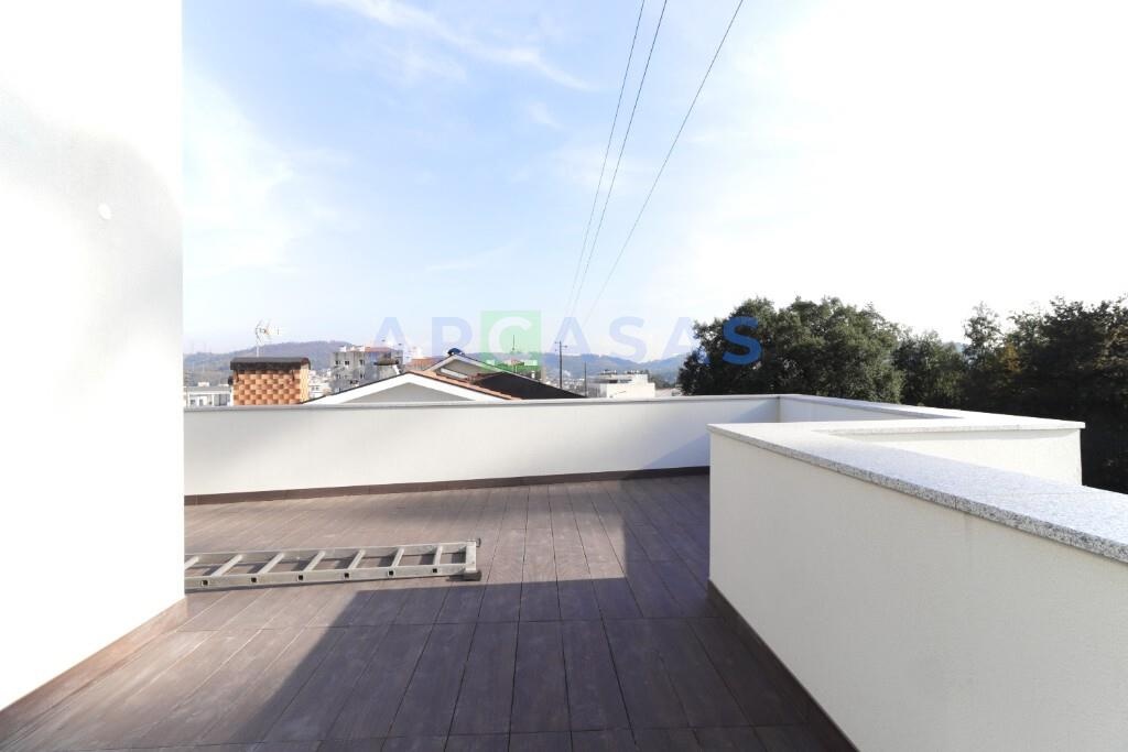 Andar Moradia Alfena com garagem fechada - Suite 1 Piso 1 terraço