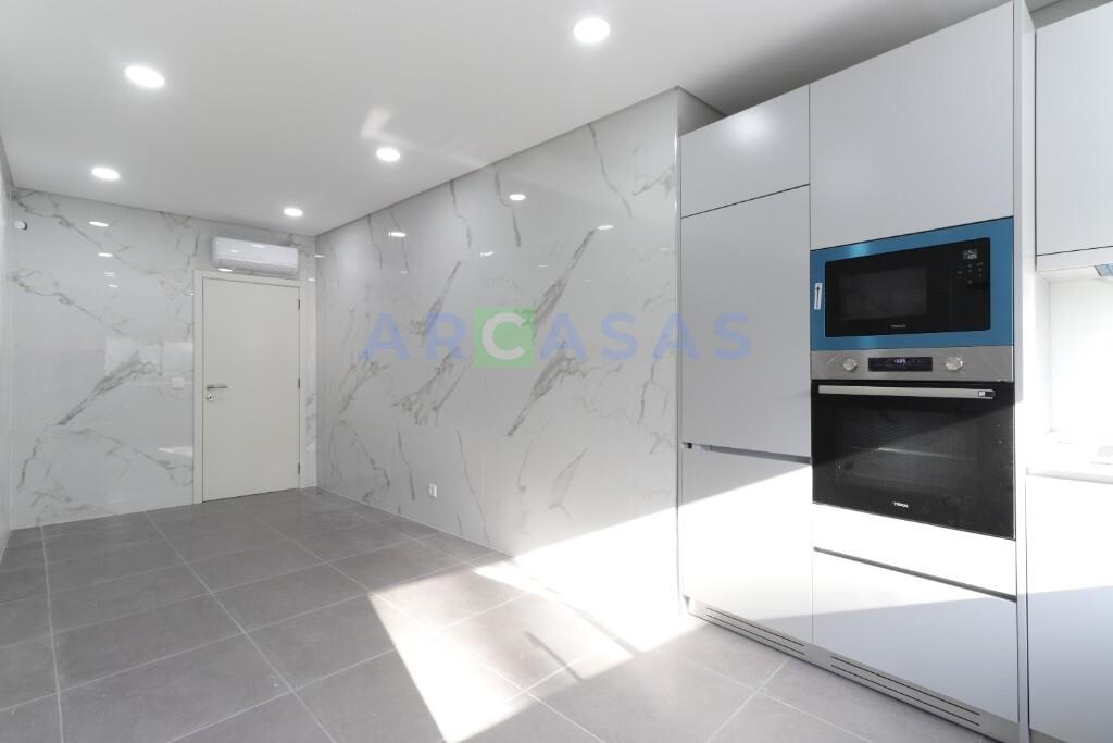 Andar Moradia Alfena com garagem fechada - cozinha 3