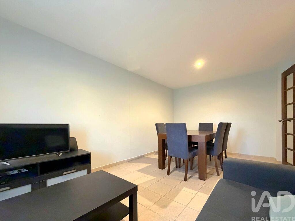 Apartment in Sao Mamede de Infesta - Image 5