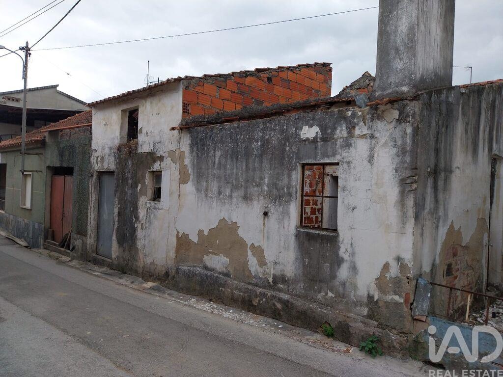 House in Amiaes de Baixo - view 1