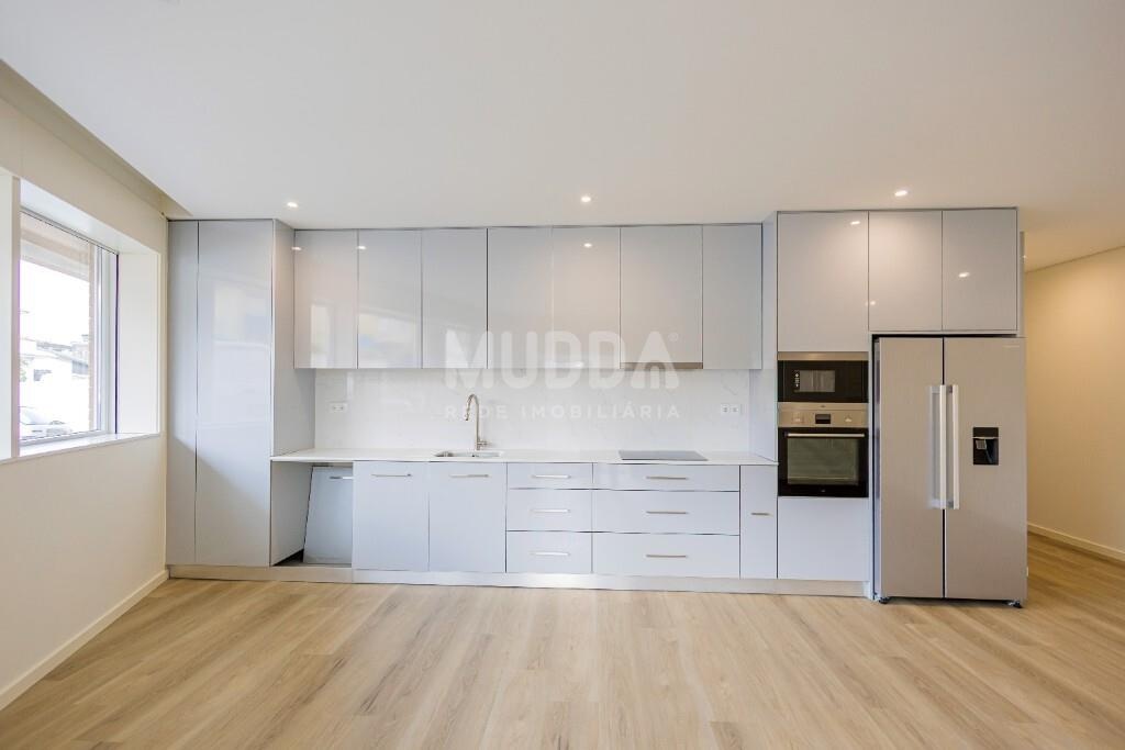 Apartamento T3 novo em Seixezelo - VNG