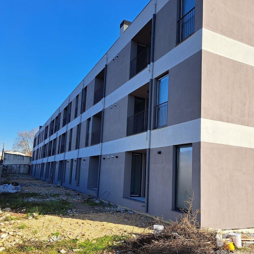 Apartment in Senhora da Hora - view 1