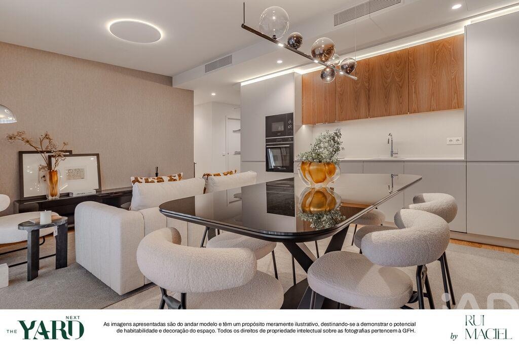 Apartment in Vila Nova de Gaia - Image 3