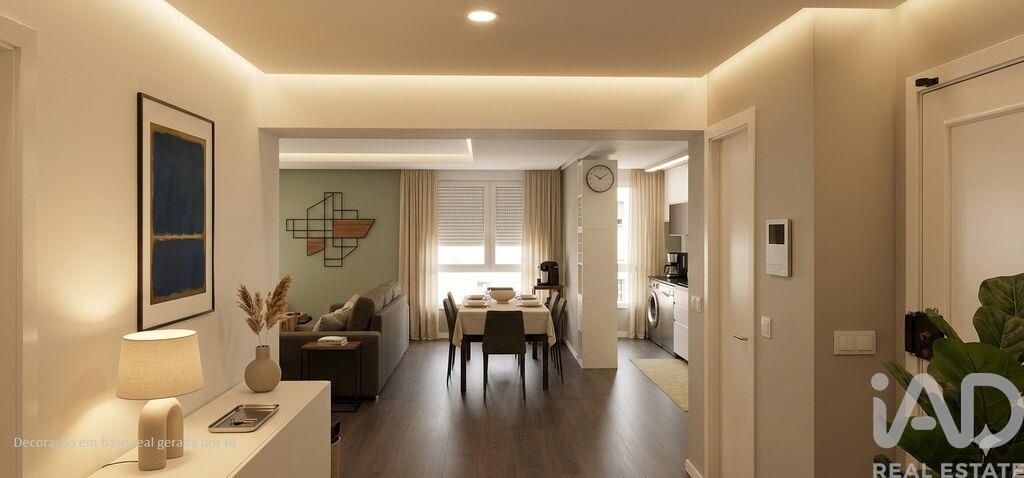 Apartment in Paranhos - Image 5