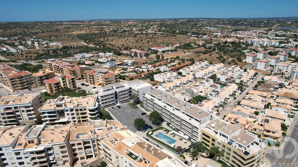 Apartment in Portelas - Image 4