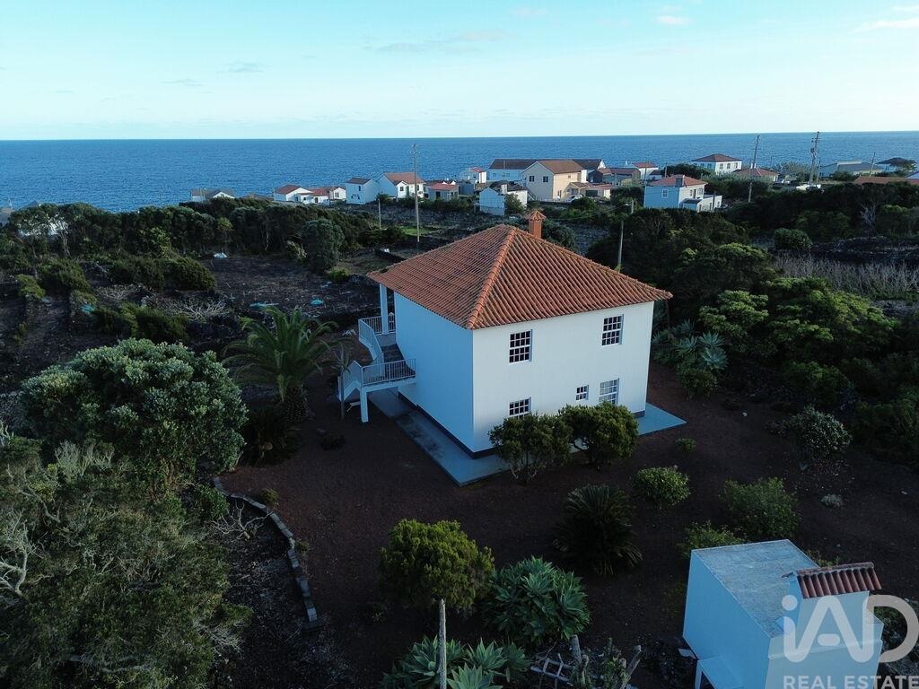 House in Piedade - Image 2