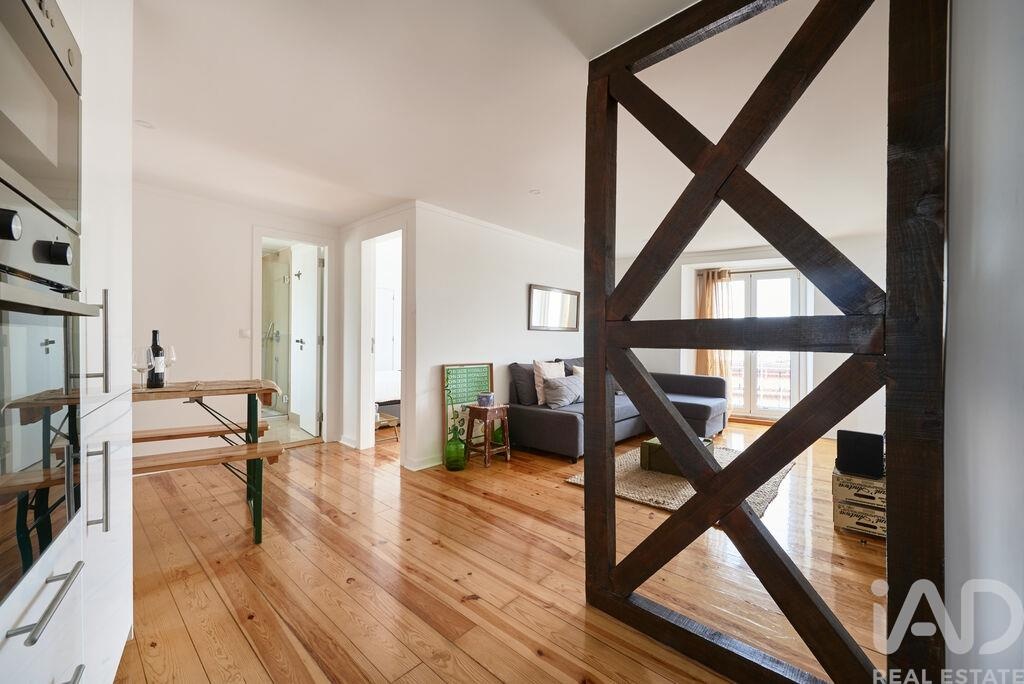 Apartment in Lisbon - Image 4