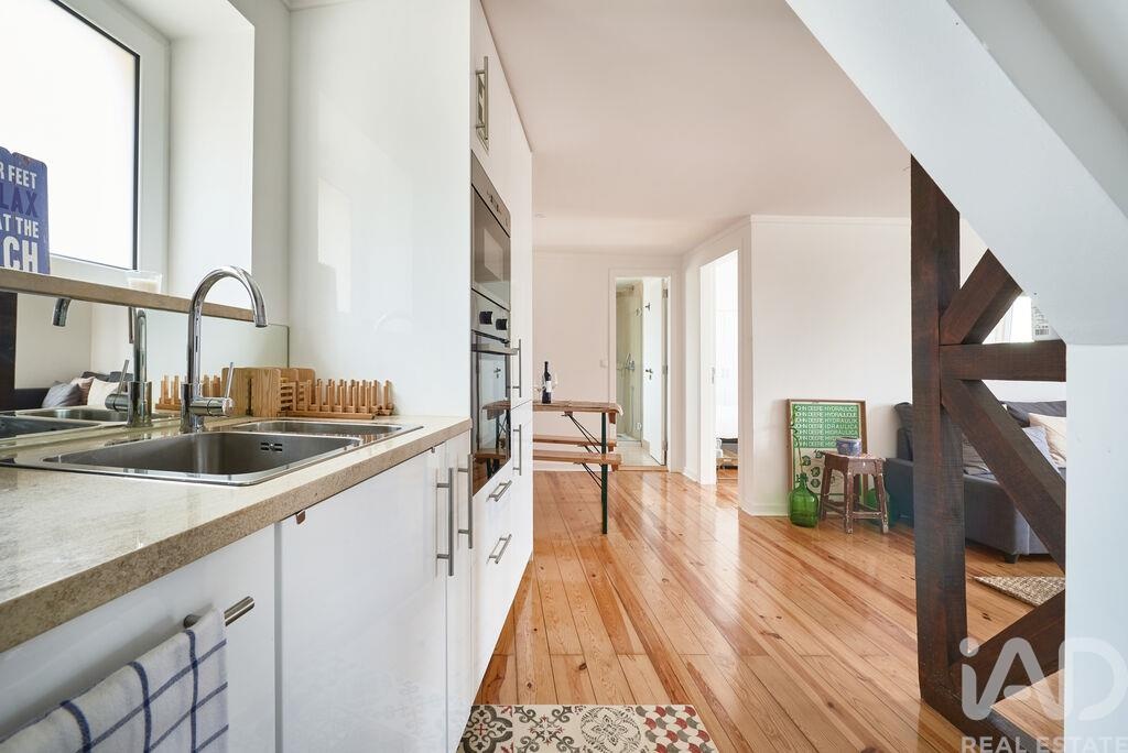 Apartment in Lisbon - Image 3