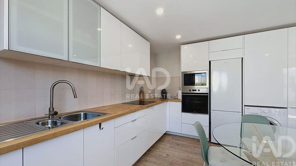 House in Quelfes - Image 5