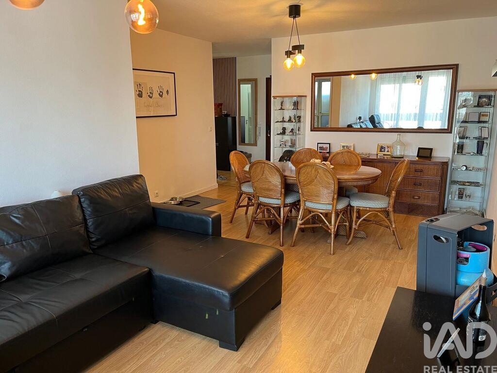 Apartment in Santo Antonio da Charneca - view 1