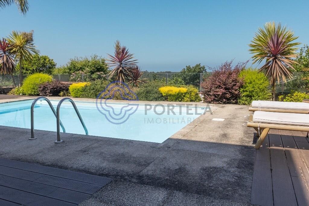 T4 House with 4 Fronts with Heated Pool and Stunning Views – Cristelo, Moledo
