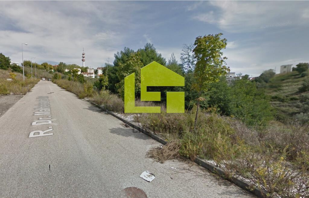 Land for sale in Abrantes, Portugal — €504,100