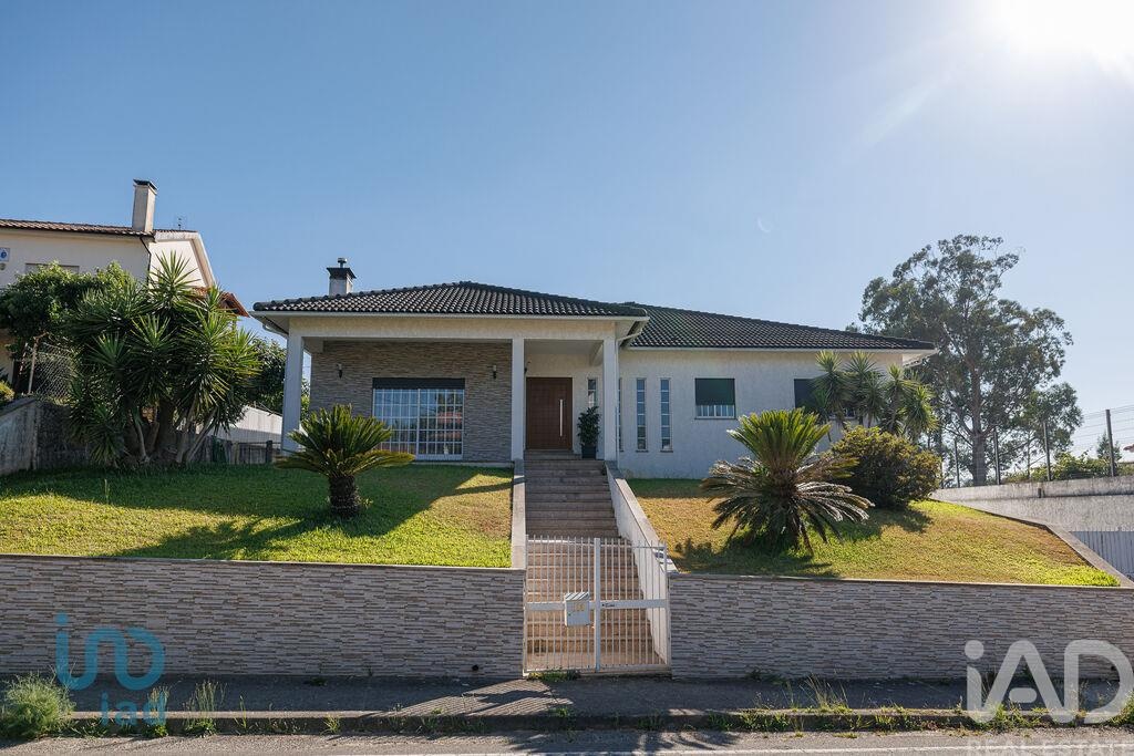 House in Valenca - Image 2