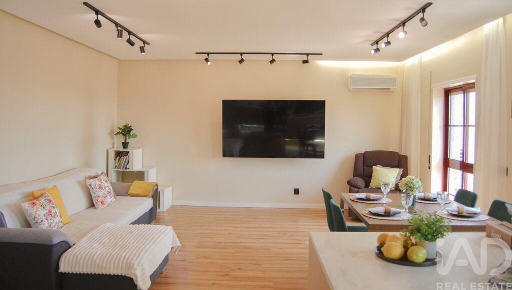 Apartment in Setubal (Sao Sebastiao) - Image 4