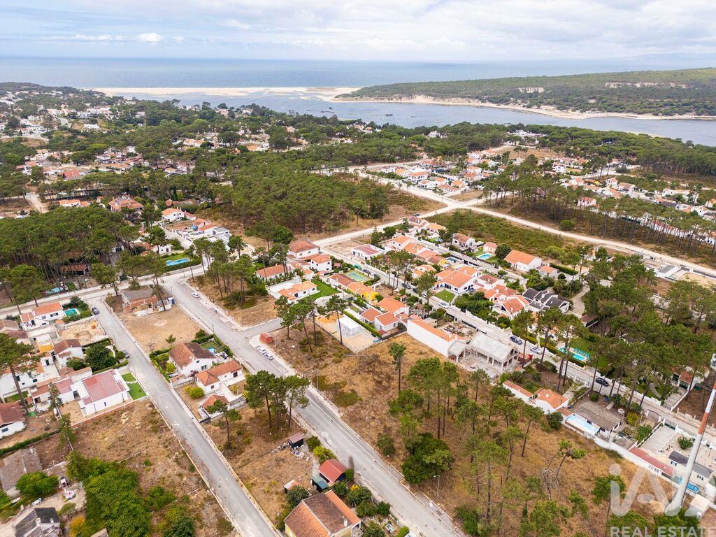 House in Castelo - Image 3