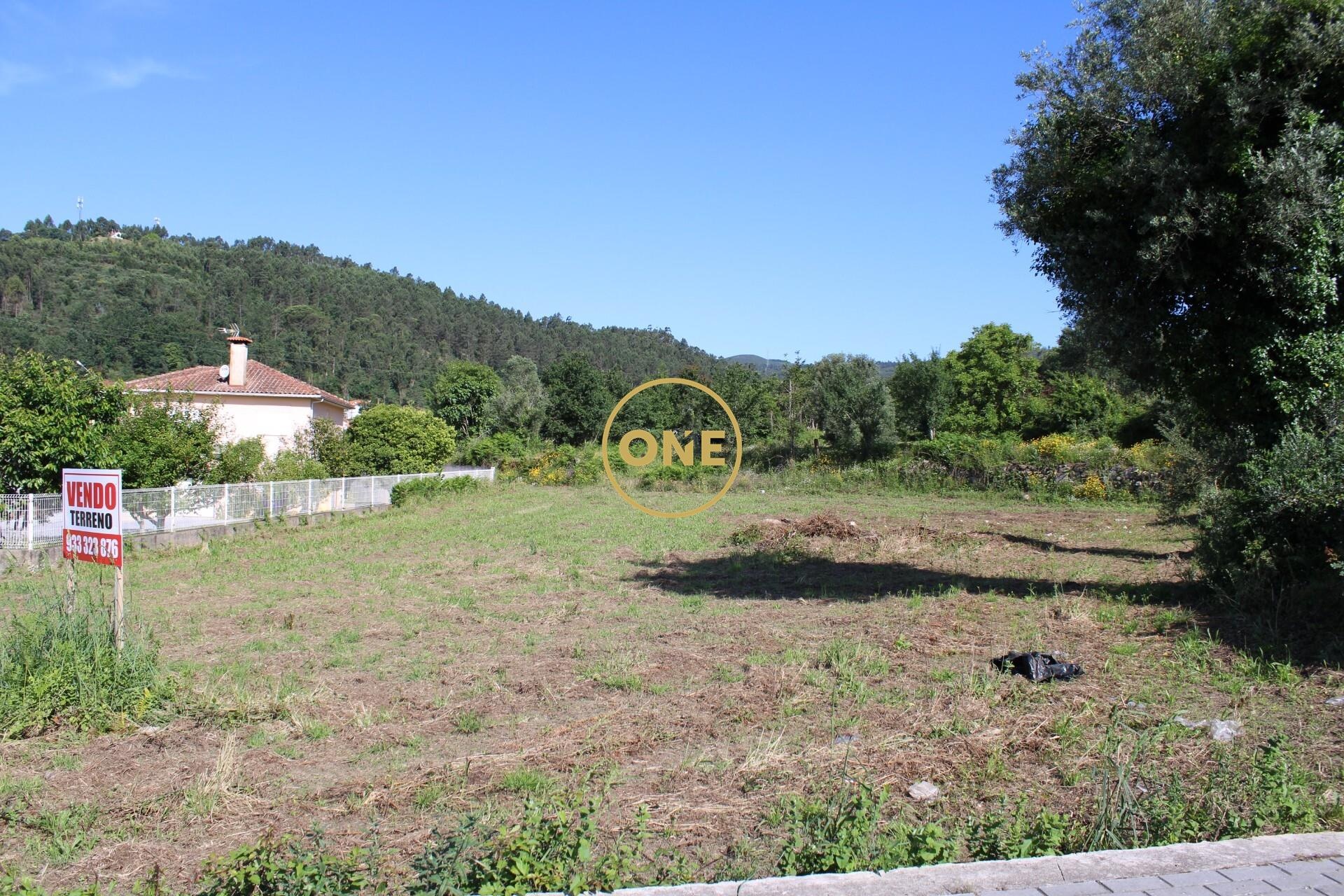 Land for sale in Vila Verde, Portugal — €400,000